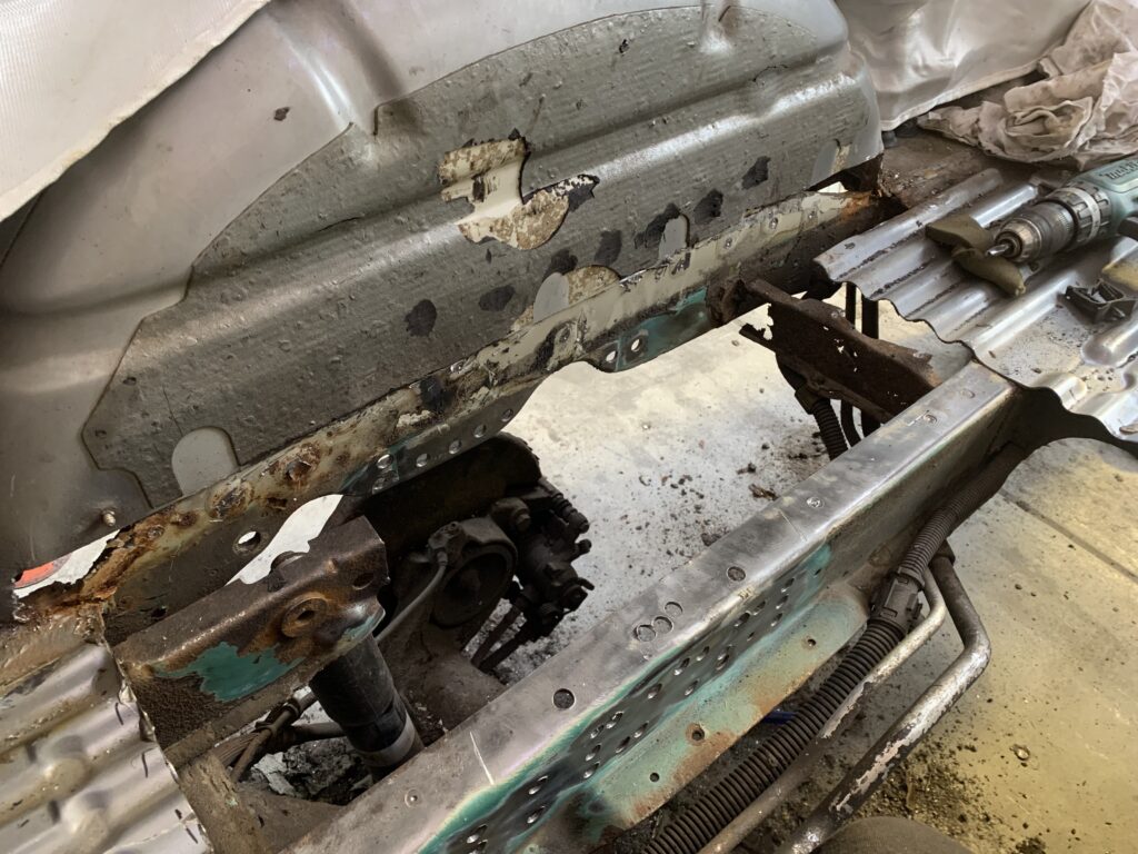 VW T4 Federaufnahme-Restauration Schritt 4