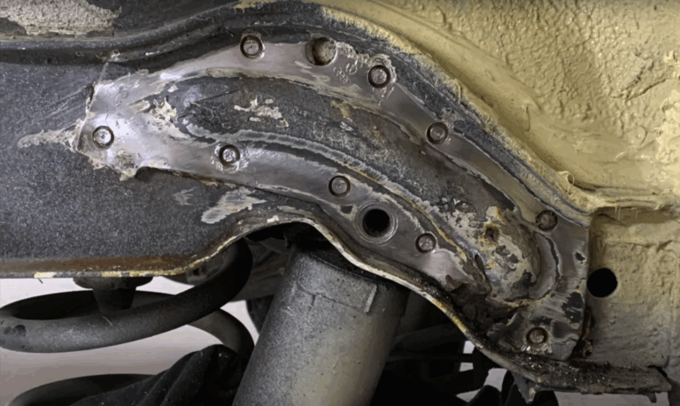 VW T4 - Das Längsträger Verstärkungsblech