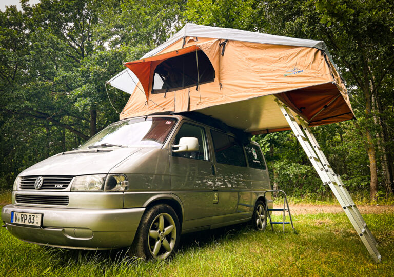 Dachzelt auf dem VW T4 – Freiheit auf vier Rädern