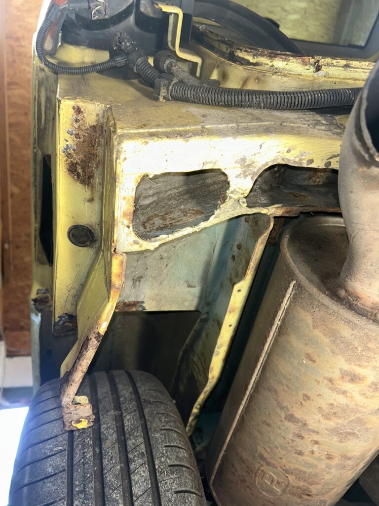 Vw T4 Stoßstangenhalteblech - Schritt 1