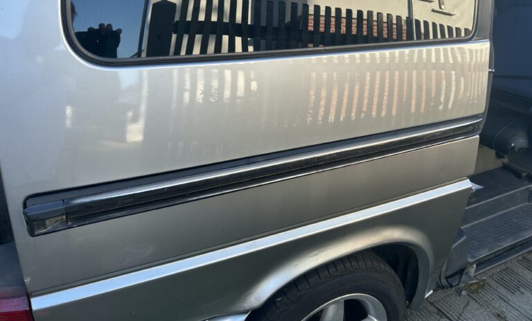 VW T4 Schiebetürkeil – Einbauanleitung
