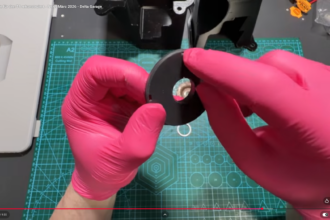 DE Navigation überspringen Suchen Erstellen Avatarbild Neue Ersatzteile für den T4 rekonstruiert - News März 2026 - Delta Garage